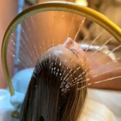 Relaxing Japanese head spa ritual